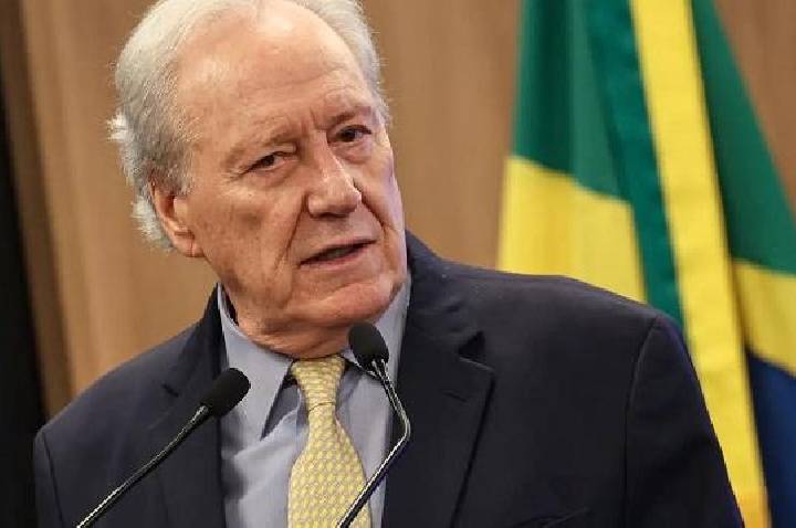 Lewandowski alerta que mudança no papel da PF seria inconstitucional