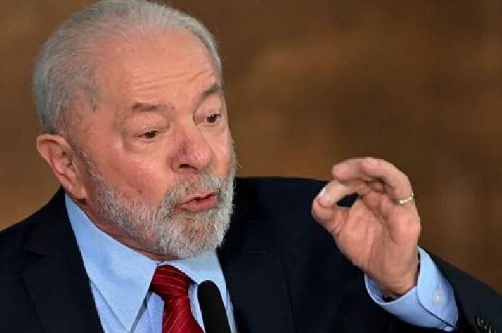 Lição de economia vinda de quem estoura o cofre