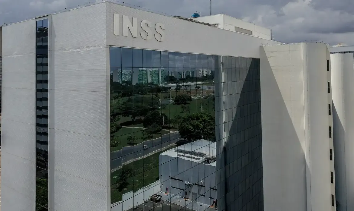INSS garante ressarcimento a aposentados até dezembro