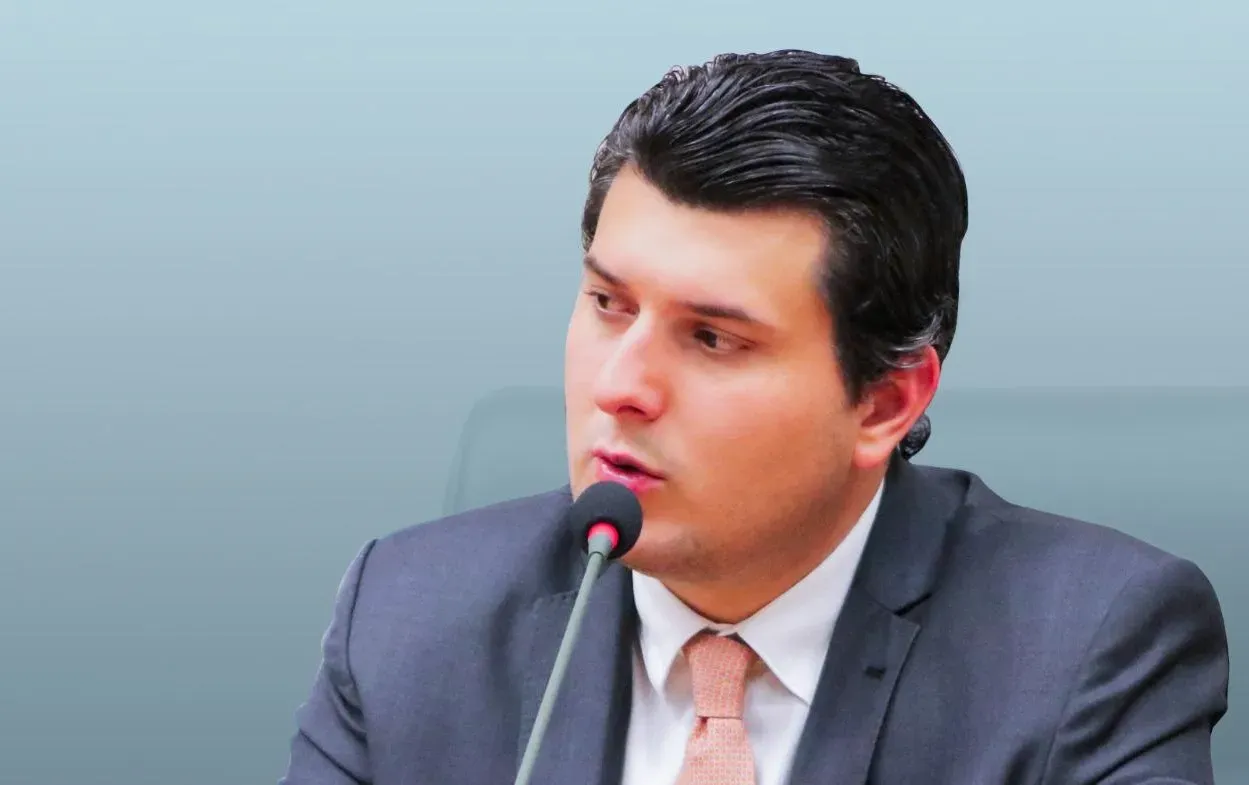 Violência em clínica de autismo revolta e deputado Eduardo Pedrosa cobra cassação da Unika Kids