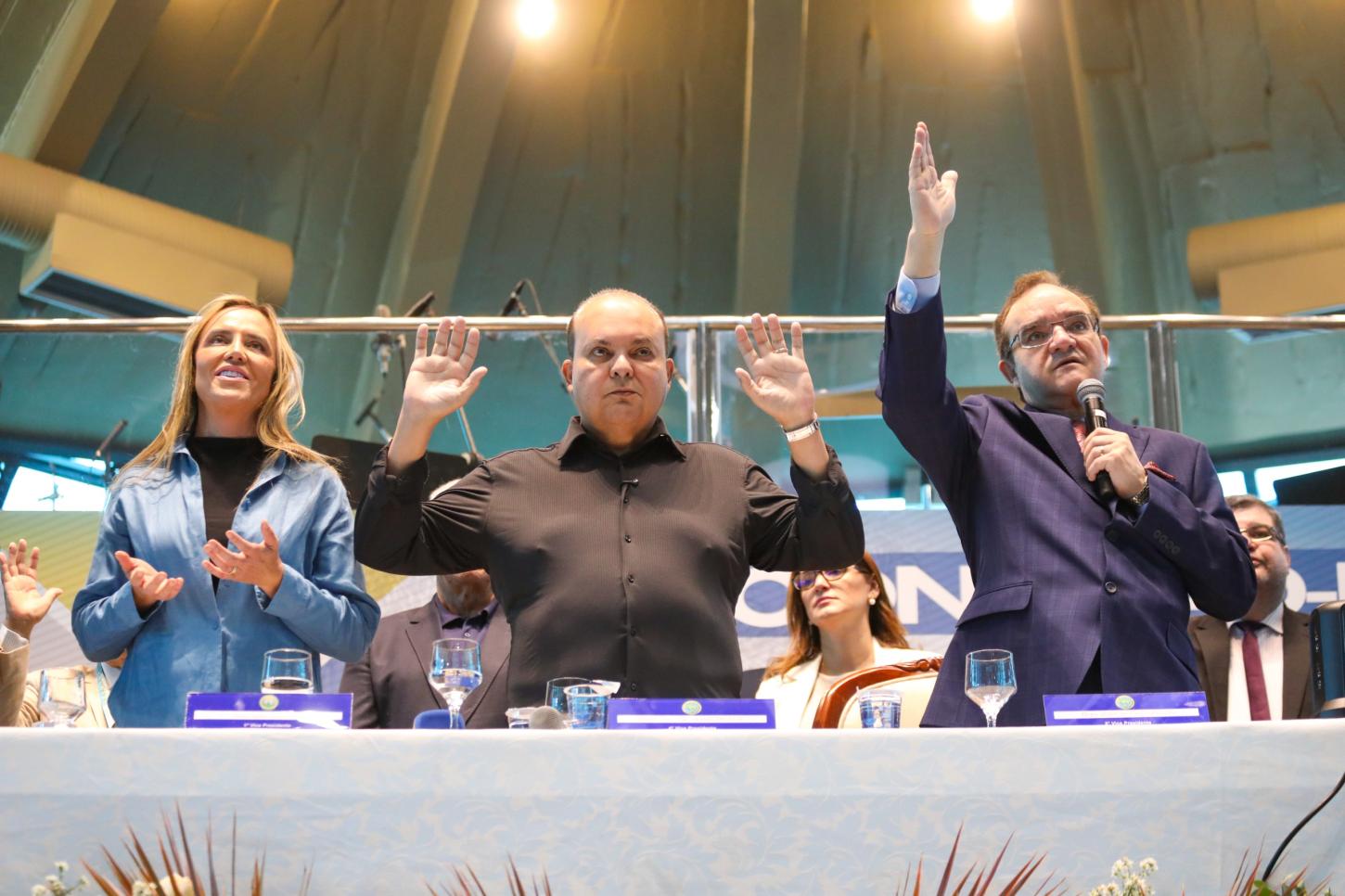 Ibaneis Rocha reforça apoio às igrejas e celebra avanços do Programa Igreja Legal