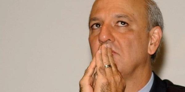 STJ mantém condenação e Arruda segue inelegível até 2032: sonho eleitoral vira fumaça