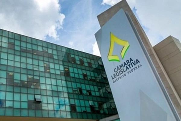 Com orçamento de R$ 74,4 bi, Pedrosa firma protagonismo e garante base fiscal do DF para 2026