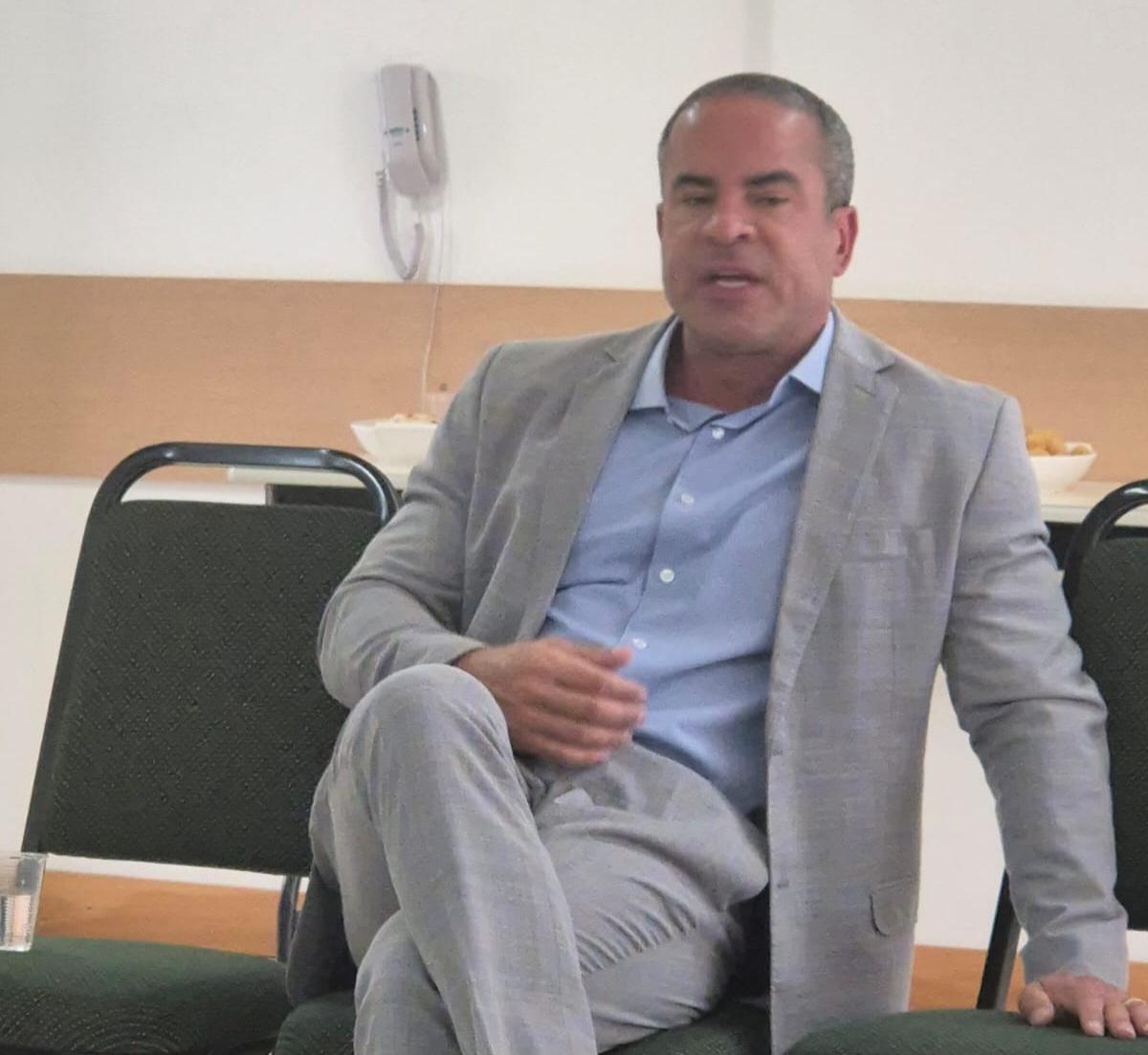 Fred Linhares reforça apoio a Celina Leão no DF