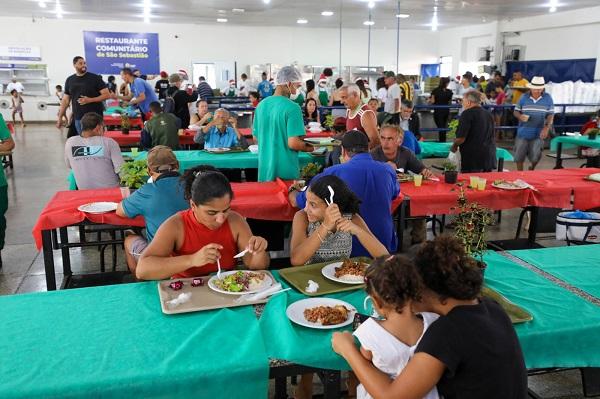 GDF serve mais de 55 mil ceias natalinas e transforma solidariedade em prato cheio no Distrito Federal