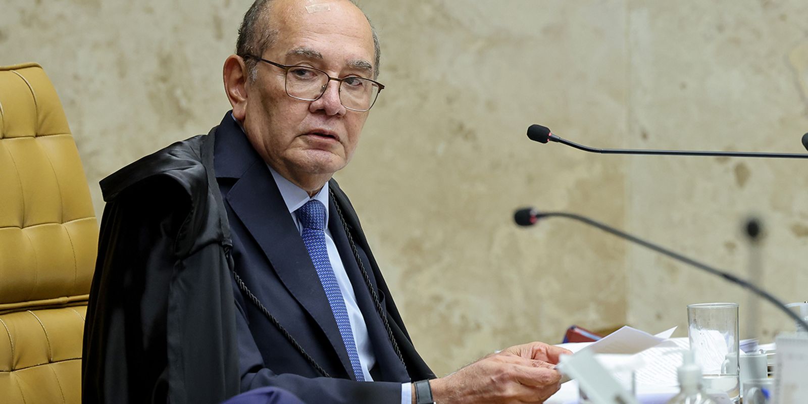 STF: Gilmar Mendes critica condução do caso Master por Fux na 2ª Turma