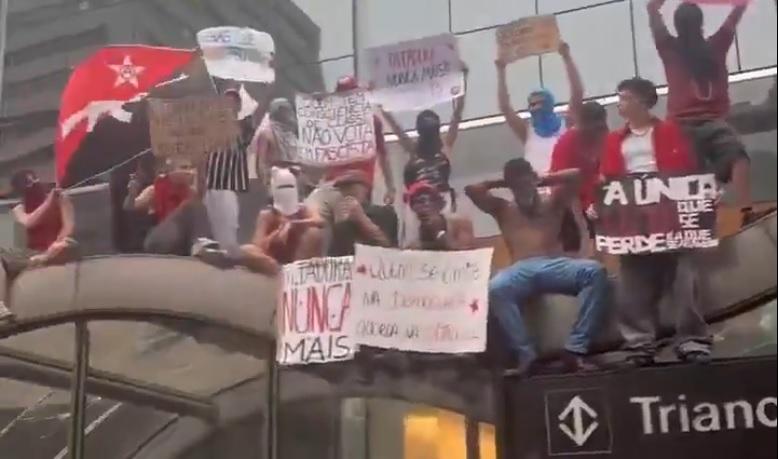 Baderna na Paulista e em Brasília: quando o vandalismo ganha licença ideológica