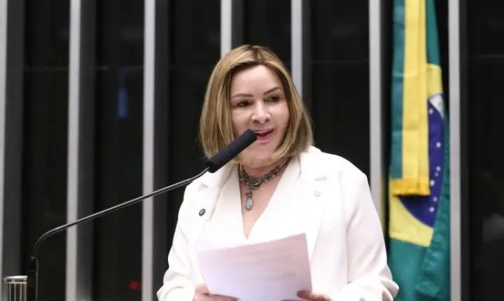 Comissão aprova regras para garantir continuidade dos estudos de vítimas de violência nas escolas