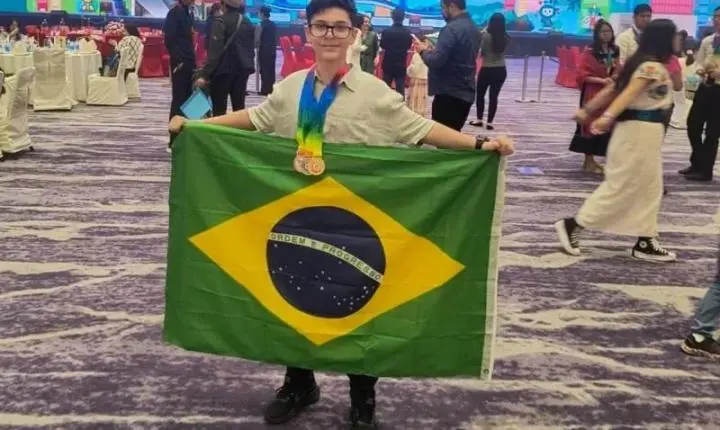 Prodígios de Brasília em Harvard: estudantes de 12 anos levam pesquisas aos EUA